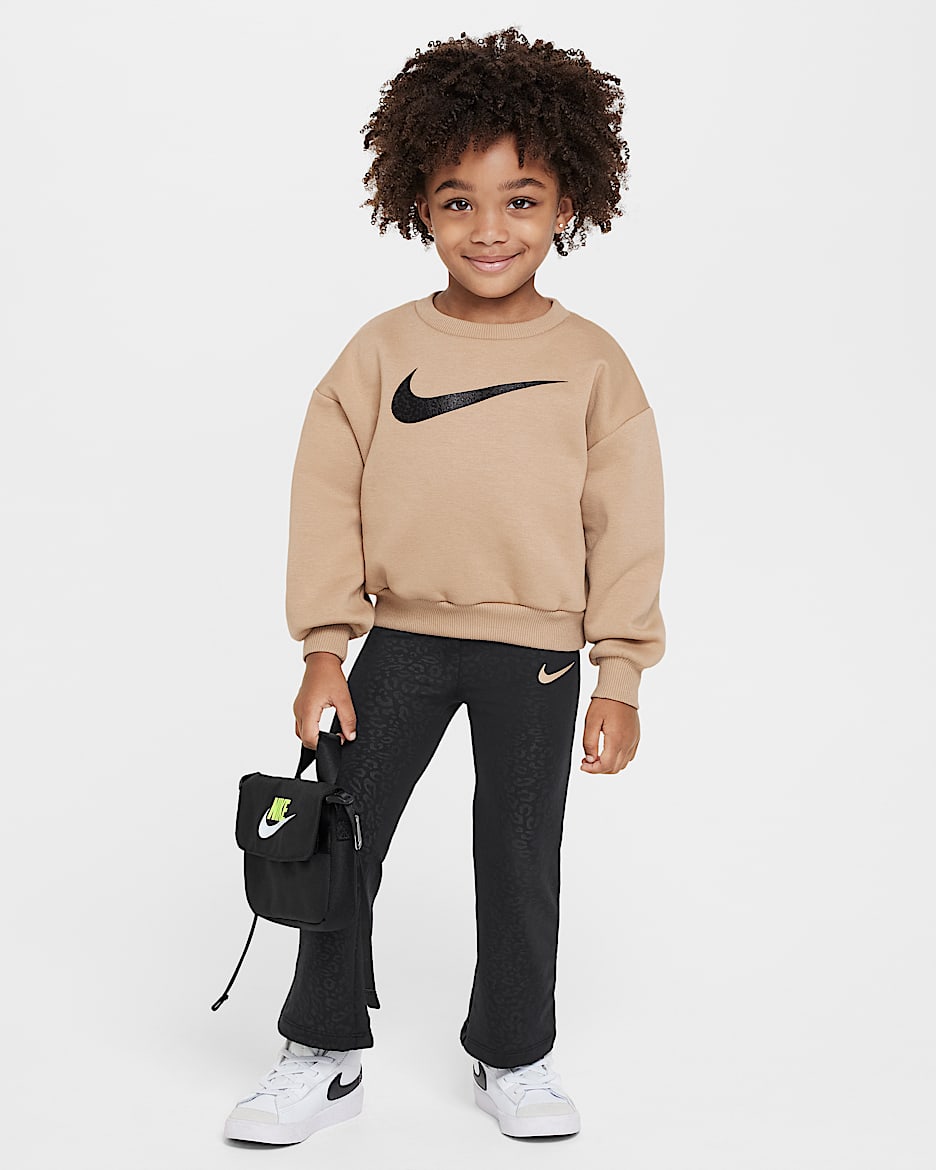 Conjunto de leggings de dos piezas infantil Nike Dri FIT Swoosh Spirit. Nike